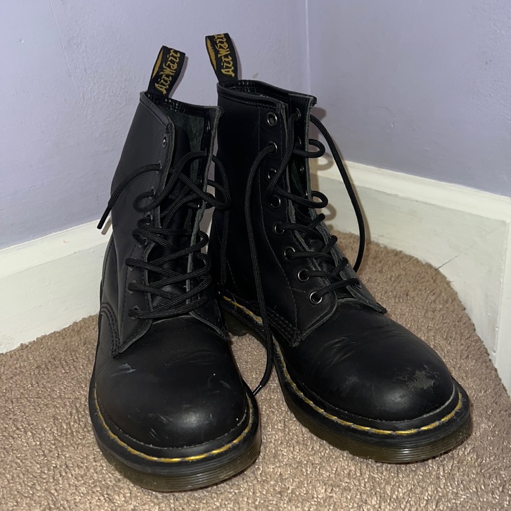 Doc Martens Women’s Size 8